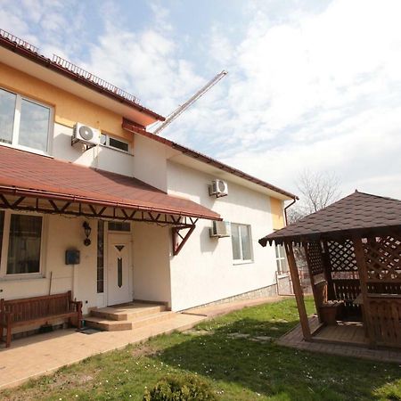 Апартаменти В Центрі Трускавця Truskavets Buitenkant foto